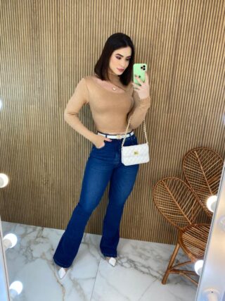 Cropped Feminino Manga Longa Tricot Modal com Abertura Bege - Fernanda Ramos Store