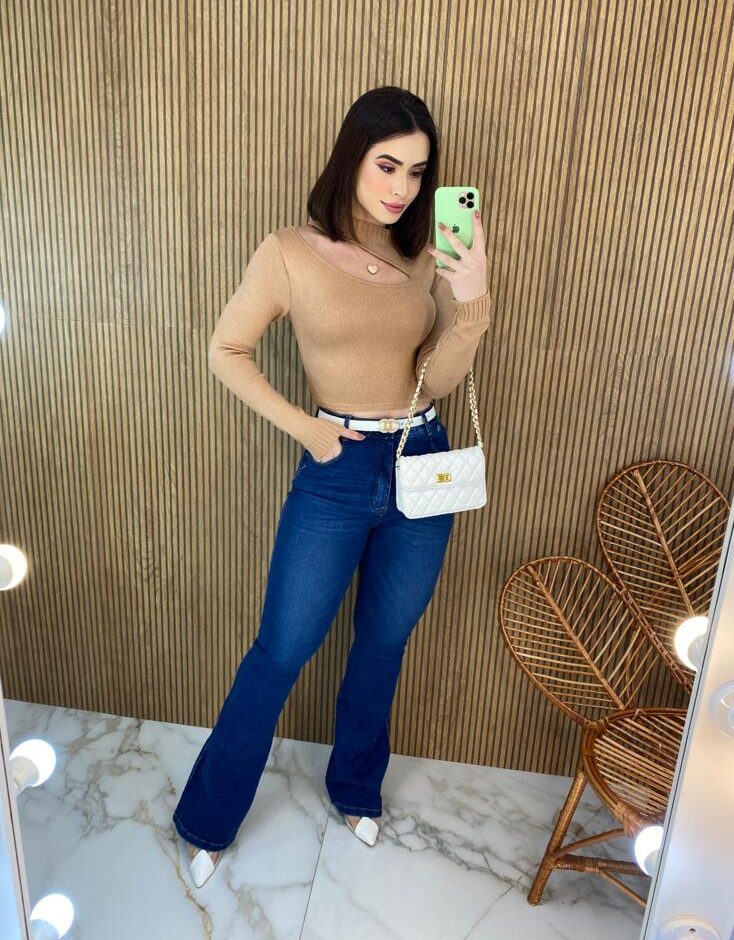 Cropped Feminino Manga Longa Tricot Modal com Abertura Bege - Fernanda Ramos Store