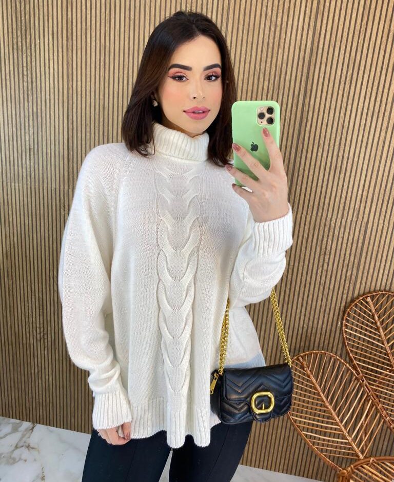 Poncho Feminino Tricot Isa Gola Alta Branco Fernanda Ramos Store