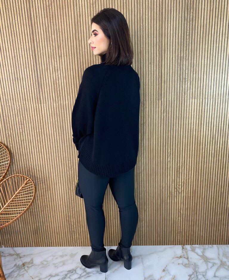Poncho Feminino Tricot Isa Gola Alta Preto - Fernanda Ramos Store