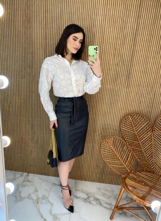 Saia Midi Couro Eco com Amarração Preta - Fernanda Ramos Store