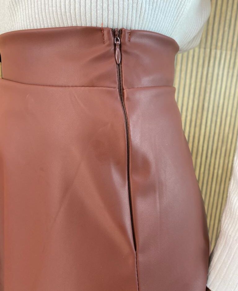 Saia Midi Couro Eco Veronica Marrom - Fernanda Ramos Store