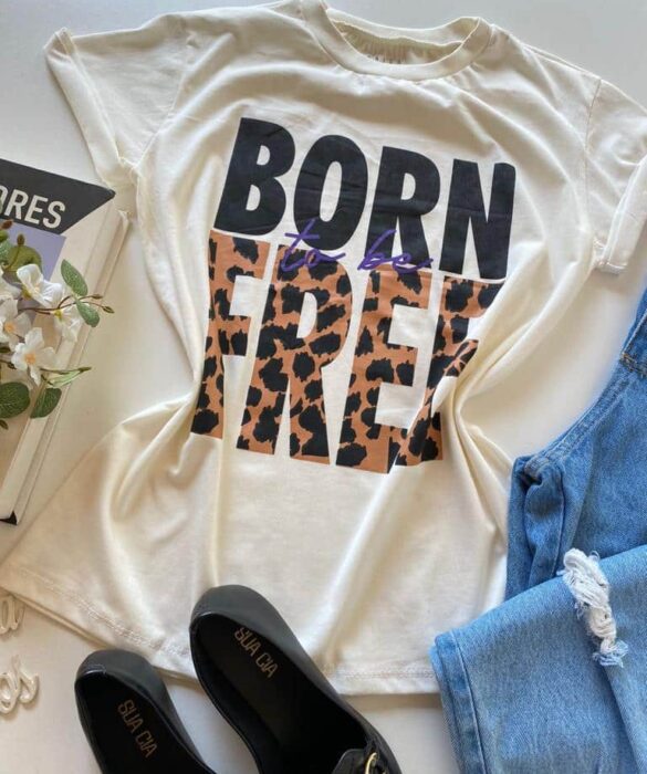 T-shirt Manga Curta Born To Be Free Off White - Fernanda Ramos Store