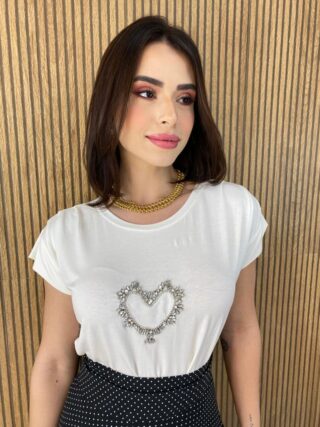 T-shirt Manga Curta Coração com Aplicações Off White - Fernanda Ramos Store