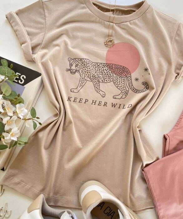 fernandaramosstore com br t shirt manga curta keep her wild com estampa bege 1