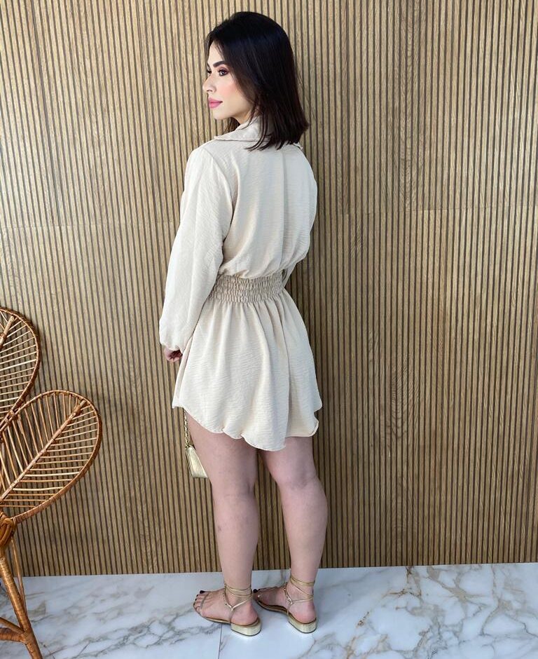 Vestido Curto Manga Longa com Botões e Lastex Bege - Fernanda Ramos Store