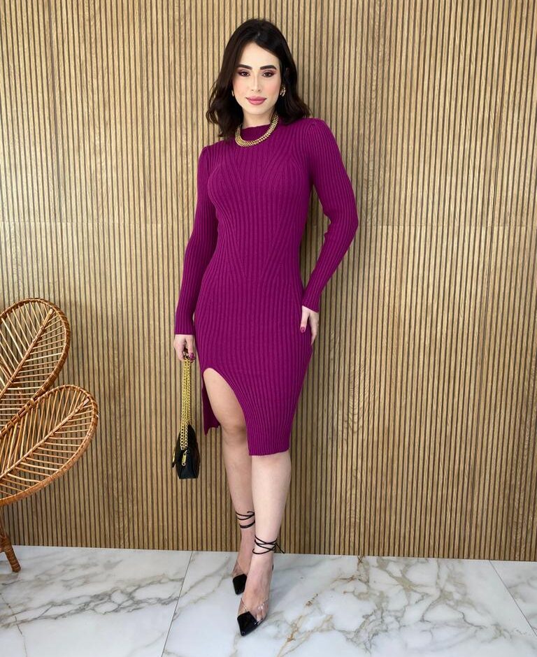Vestido Curto Manga Longa Tricot com Fenda Lívia Fúcsia - Fernanda Ramos Store