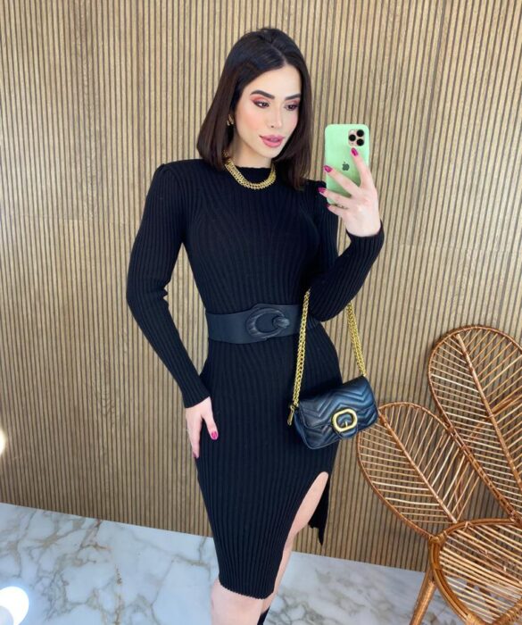 Vestido Curto Manga Longa Tricot com Fenda Lívia Preto - Fernanda Ramos Store