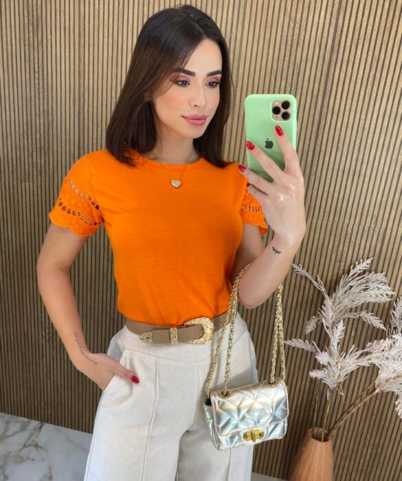 Blusa Feminina com Manga Detalhada Elis Laranja - Fernanda Ramos Store