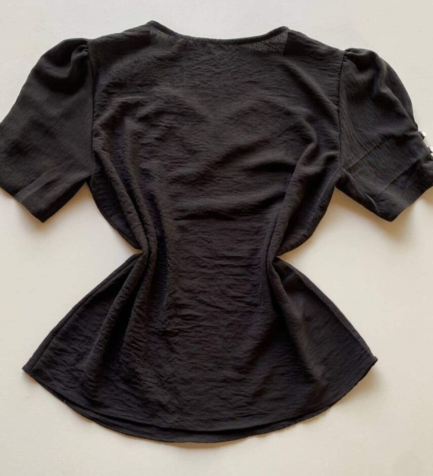 Blusa Feminina Manga Princesa com Botões Preta - Fernanda Ramos Store