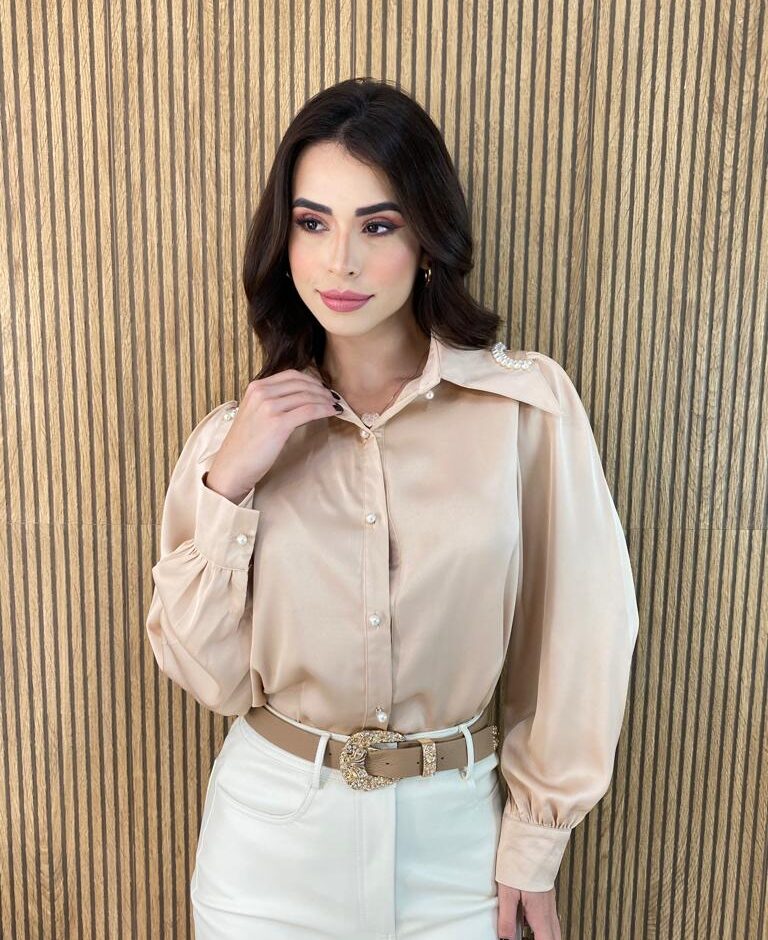 Camisa Feminina Manga Longa Detalhe em Pérolas Bege - Fernanda Ramos Store