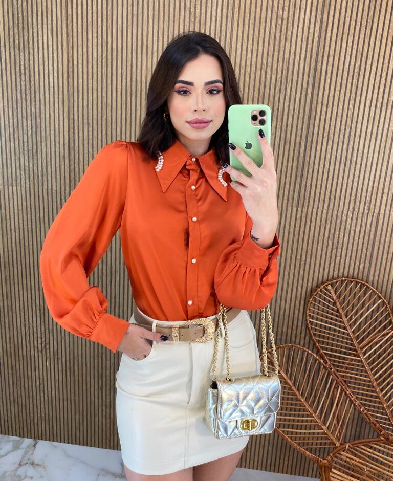 Camisa Feminina Manga Longa Detalhe em Pérolas Terracota - Fernanda Ramos Store