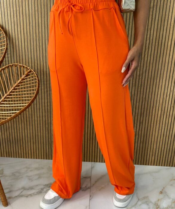 Conjunto Feminino Moletinho Calça e Cropped Chloe Laranja - Fernanda Ramos Store