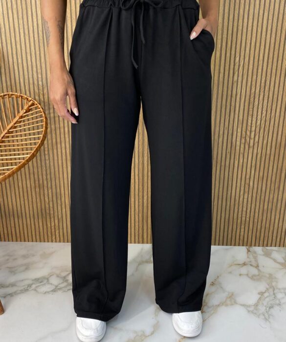 Conjunto de Moletinho Preto Cropped e Calça Chloe - Fernanda Ramos Store