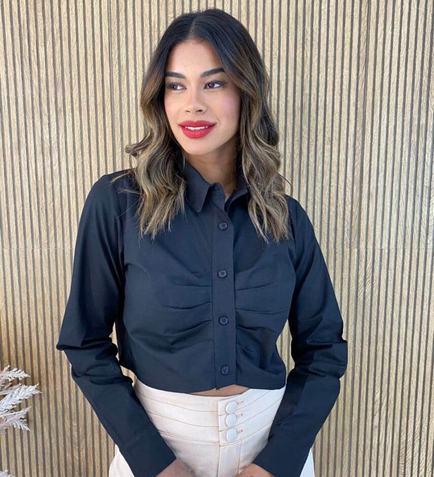 Cropped Ana Feminino Manga Longa com Detalhes em Pregas Preto - Fernanda Ramos Store