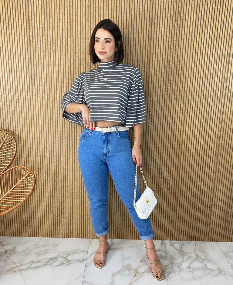 Cropped Feminino de Malha Manga 3/4 Listrado Cinza - Fernanda Ramos Store
