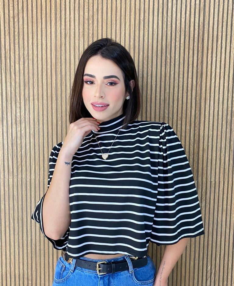 Cropped Feminino de Malha Manga 3/4 Listrado Preto - Fernanda Ramos Store