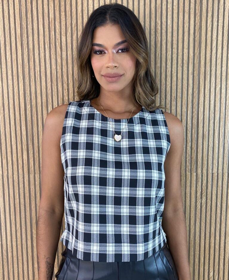 Cropped Feminino sem Bojo Xadrez Preto e Off White - Fernanda Ramos Store