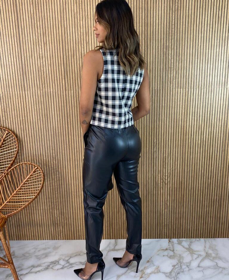 Cropped Feminino sem Bojo Xadrez Preto e Off White - Fernanda Ramos Store