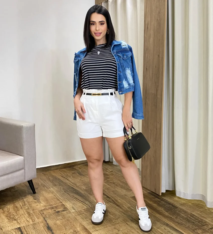 Jaqueta Feminina Jeans Destroyed Amanda - Fernanda Ramos Store