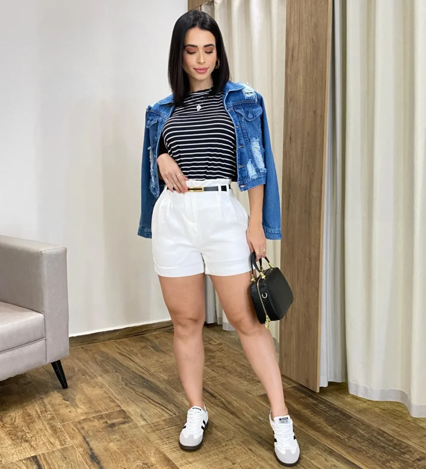 Jaqueta Feminina Jeans Destroyed Amanda - Fernanda Ramos Store