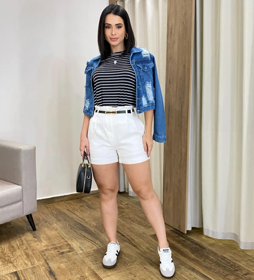 Jaqueta Feminina Jeans Destroyed Amanda - Fernanda Ramos Store