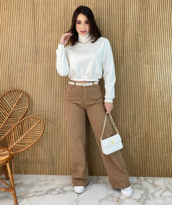 Moletom Flanelado Cropped com Gola Off White - Fernanda Ramos Store