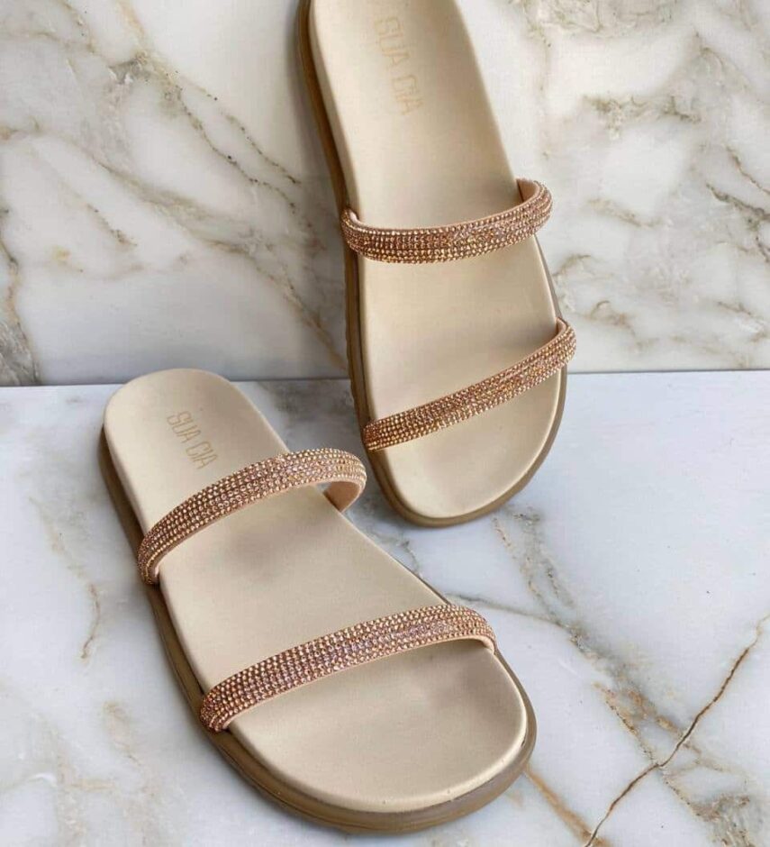 Papete Feminina Off White Juliana Aplicações Dourado - Fernanda Ramos Store