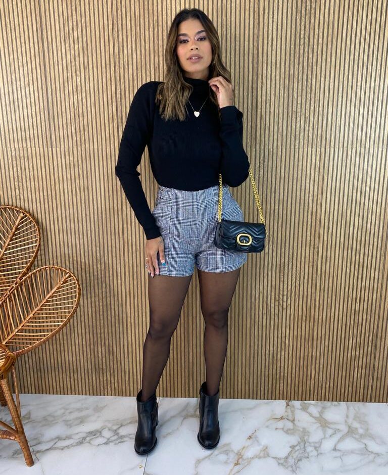 Short Feminino Xadrez Eloá com Bolsos e Detalhe - Fernanda Ramos Store