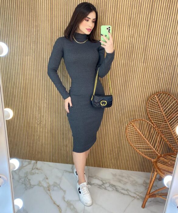 Vestido Curto Manga Longa Canelado Maitê Cinza - Fernanda Ramos Store