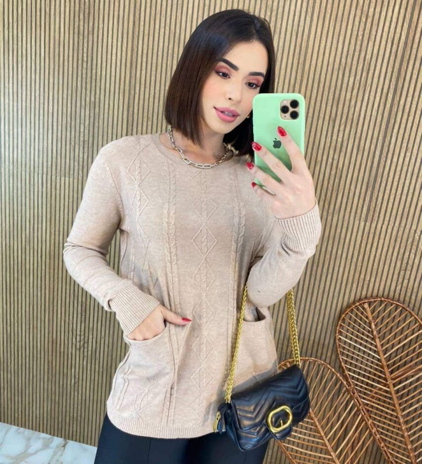 fernandaramosstore com br blusa feminina modal manga longa mila com bolsos bege 2