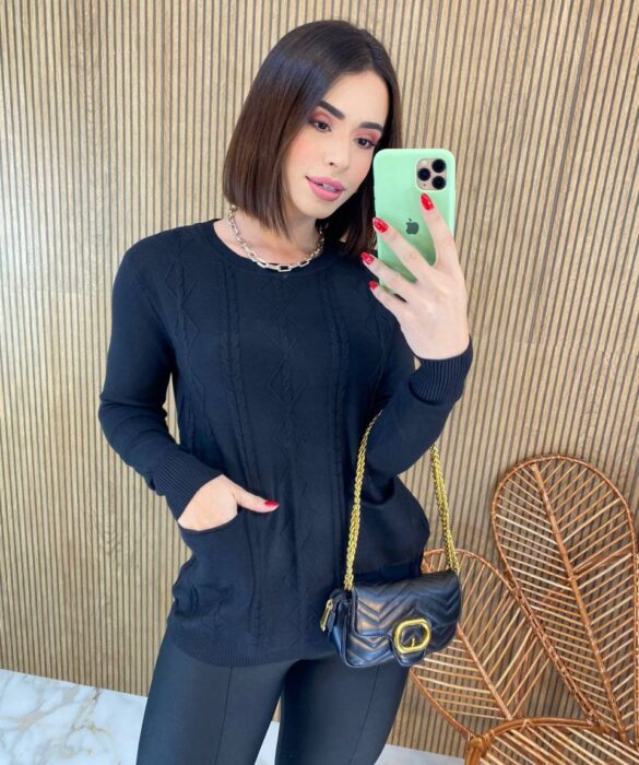 Blusa Feminina Modal Manga Longa Mila com Bolsos Preta - Fernanda Ramos Store