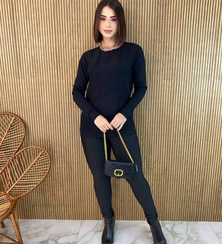 Blusa Feminina Modal Manga Longa Mila com Bolsos Preta - Fernanda Ramos Store