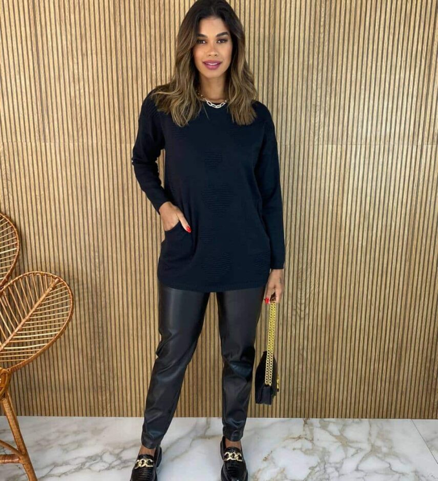 Blusa Manga Longa Feminina Modal Corações com Bolsos Preta - Fernanda Ramos Store
