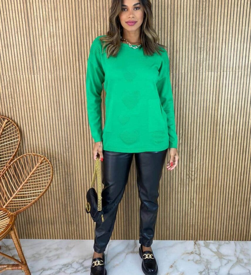 fernandaramosstore com br blusa manga longa feminina modal coracoes com bolsos verde 1