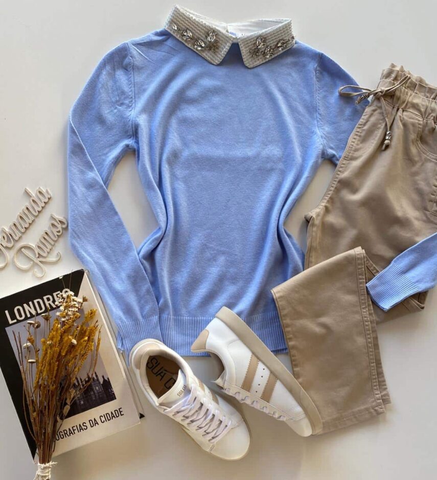 Blusa Manga Longa Modal Isis com Aplicação na Gola Azul Fernanda Ramos Store