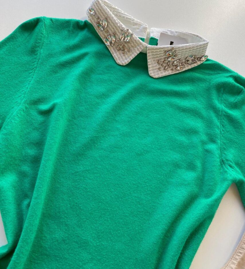 fernandaramosstore com br Blusa Manga Longa Modal Isis com Aplicação na Gola Verde 1
