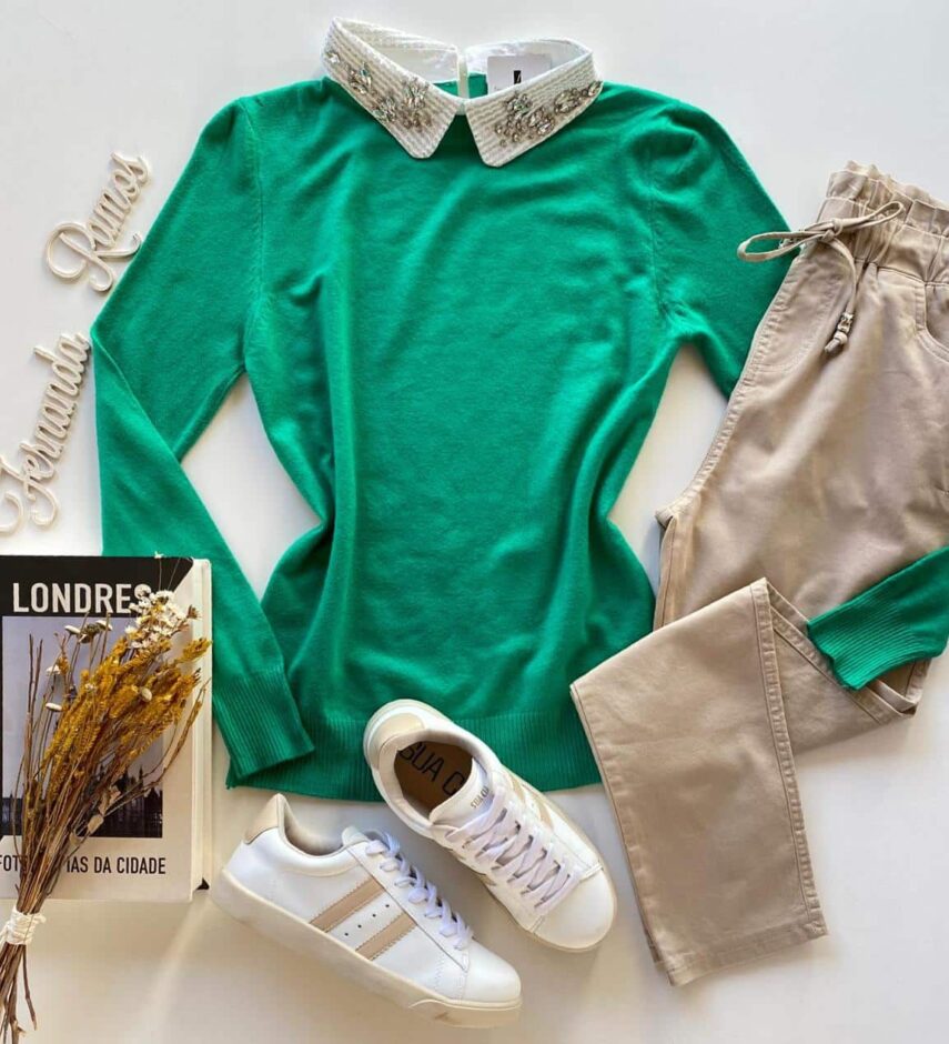 Blusa Manga Longa Modal Isis com Aplicação na Gola Verde Fernanda Ramos Store