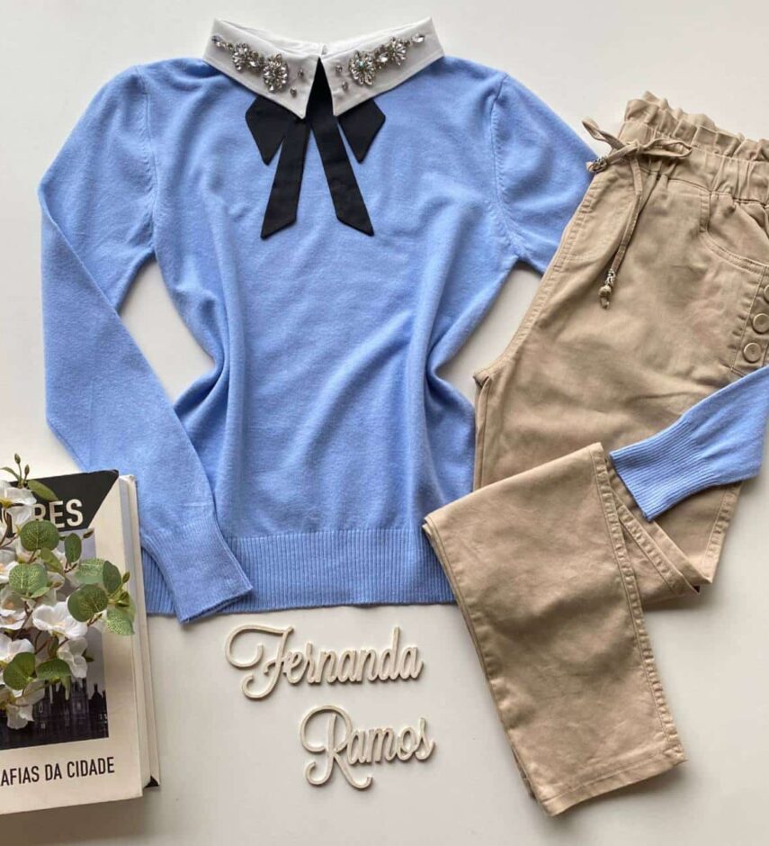 Blusa Modal com Aplicação e Gravatinha Removível Azul Fernanda Ramos Store