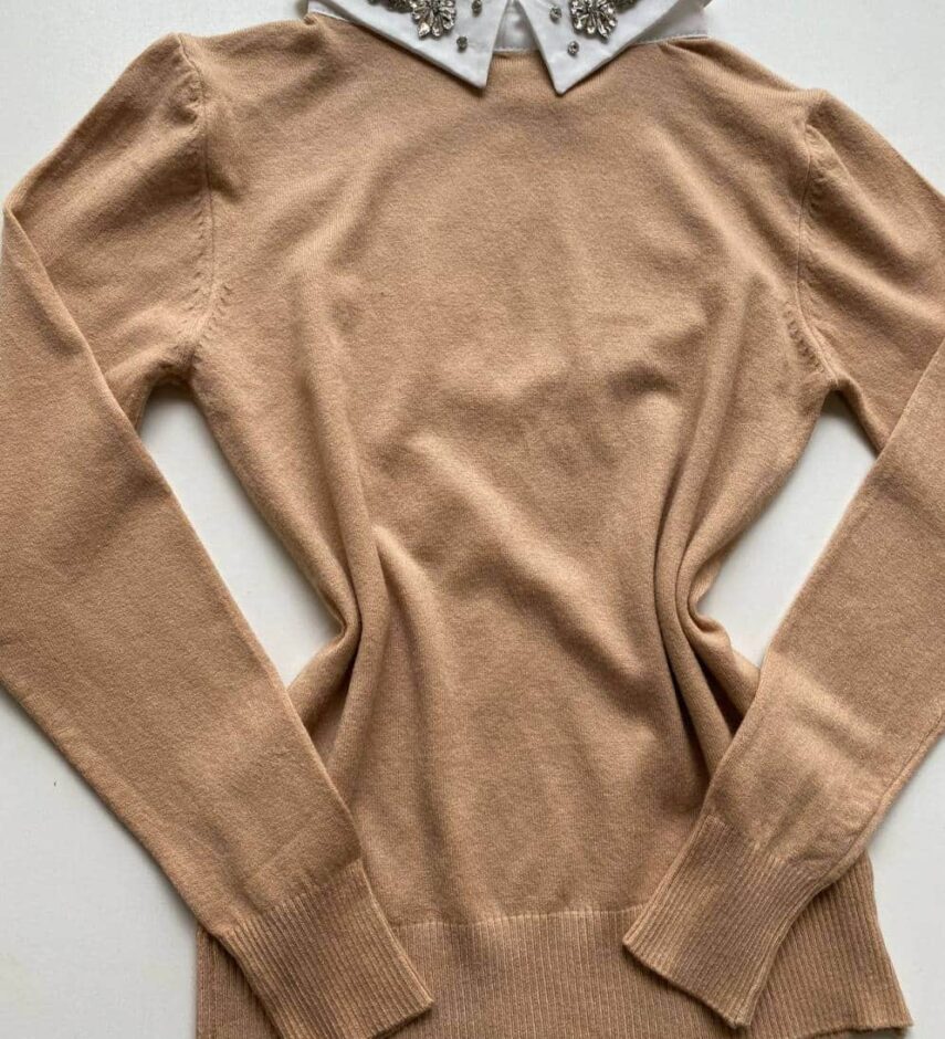fernandaramosstore com br blusa modal com aplicacao e gravatinha removivel bege 3