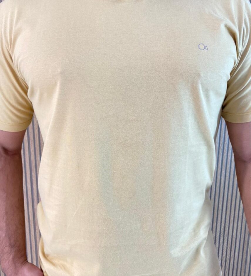 Camiseta Masculina Ogochi Básica Slim Amarela 0928 - Fernanda Ramos Store