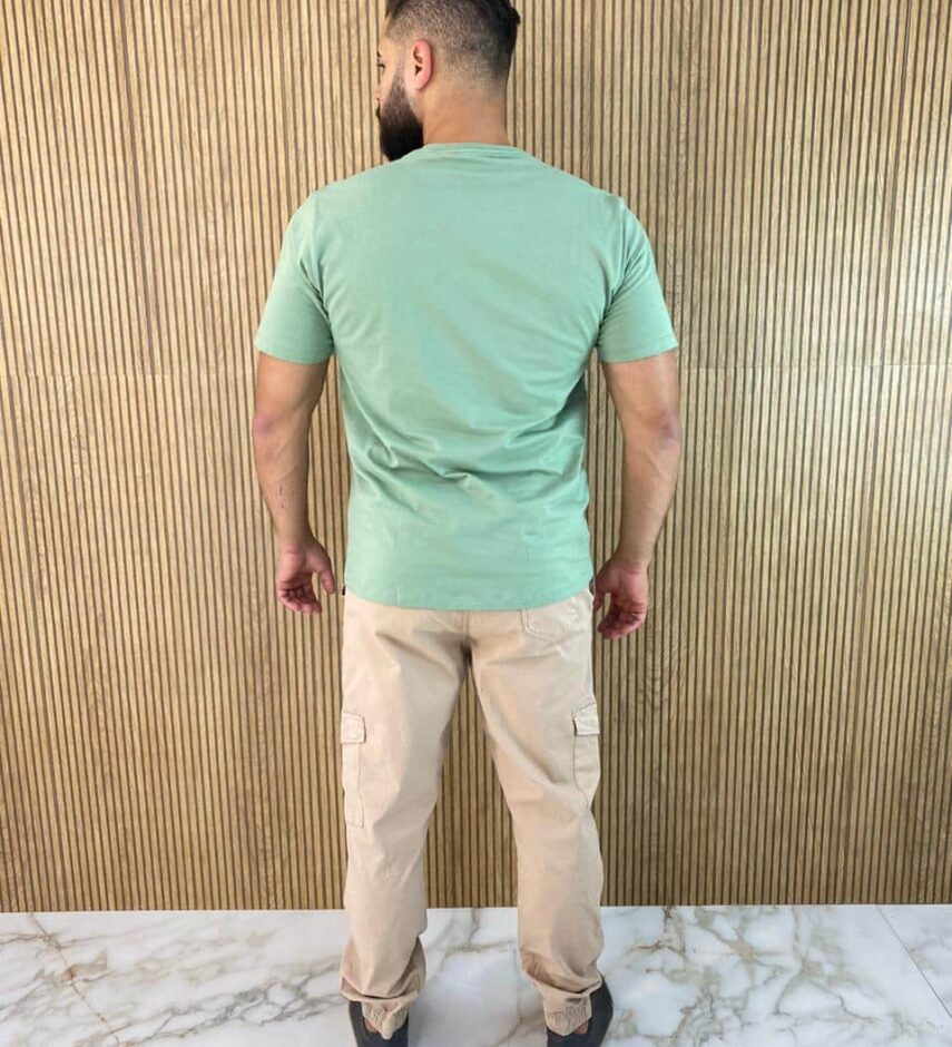 Camiseta Masculina Ogochi Básica Slim Verde 0210 - Fernanda Ramos Store