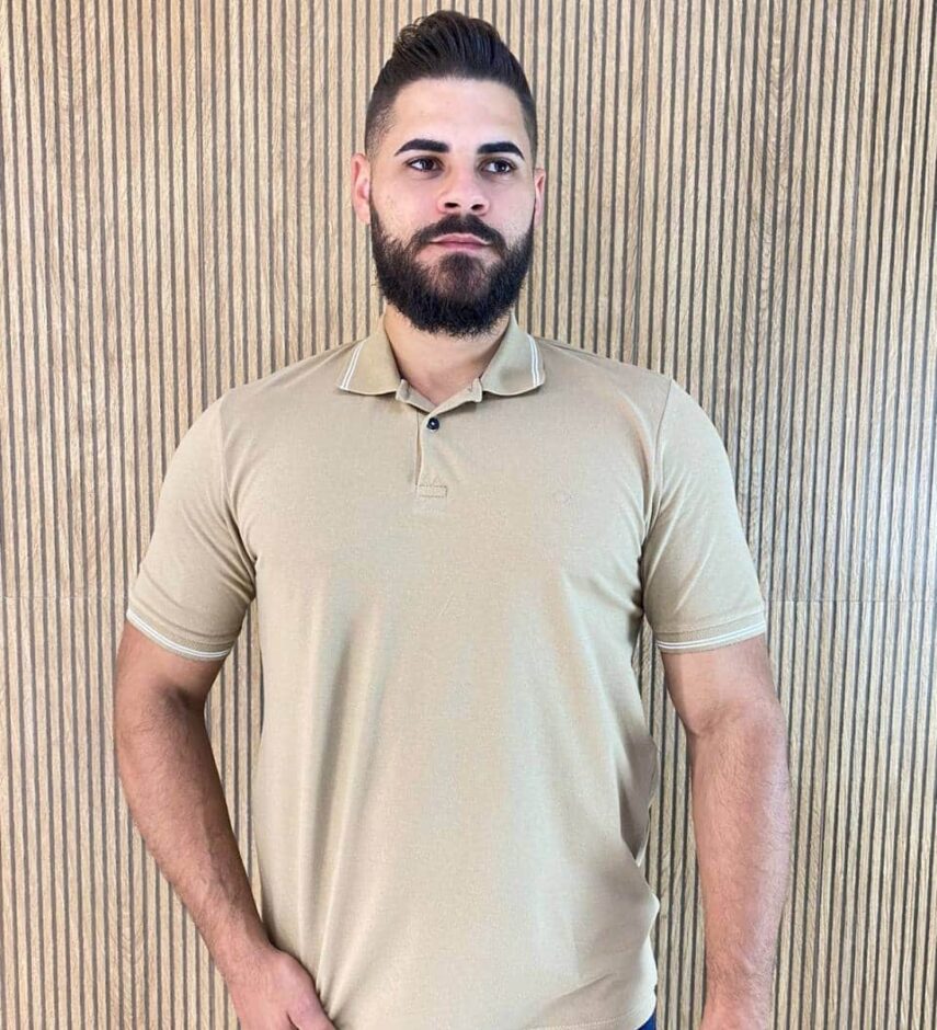 Camiseta Polo Essencial Slim Ogochi Caqui 1120 - Fernanda Ramos Store