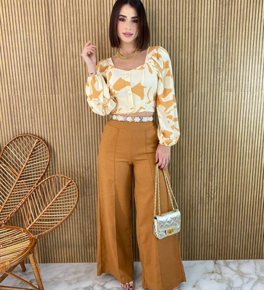 Cropped Feminino Manga Longa com Amarração Estampa Bege - Fernanda Ramos Store