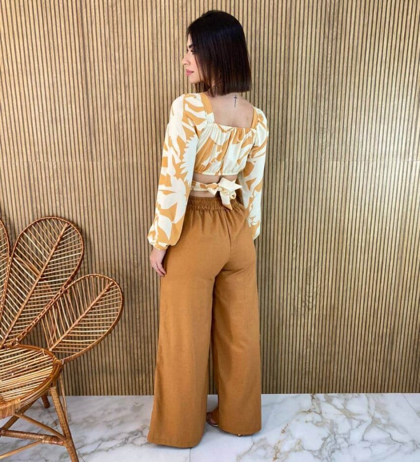 Cropped Feminino Manga Longa com Amarração Estampa Bege - Fernanda Ramos Store