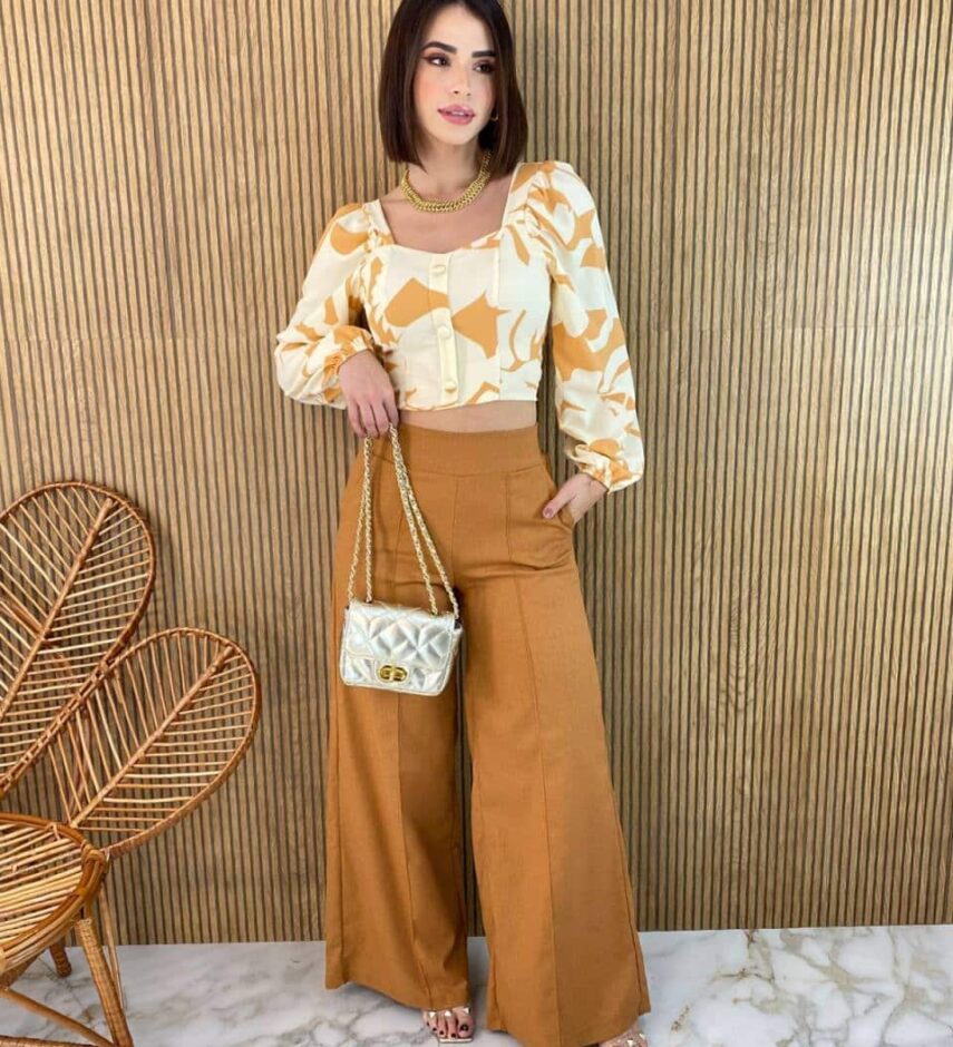 Cropped Feminino Manga Longa com Amarração Estampa Bege - Fernanda Ramos Store
