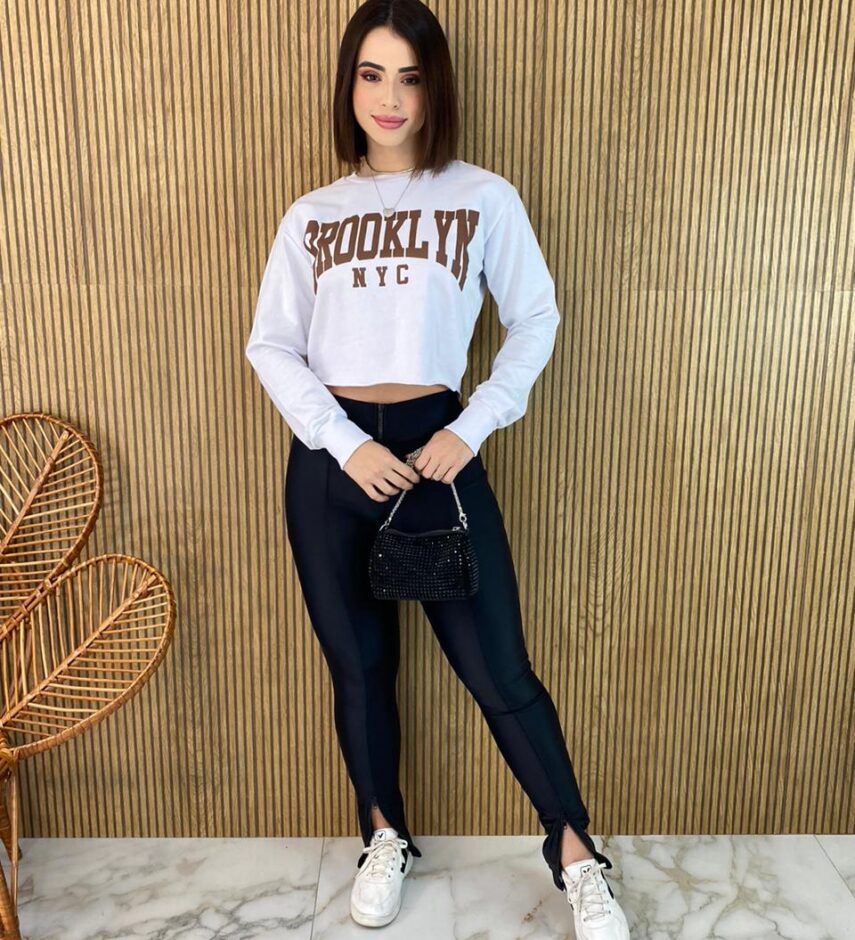 Cropped Feminino Manga Longa Moletom Brooklyn Branco - Fernanda Ramos Store