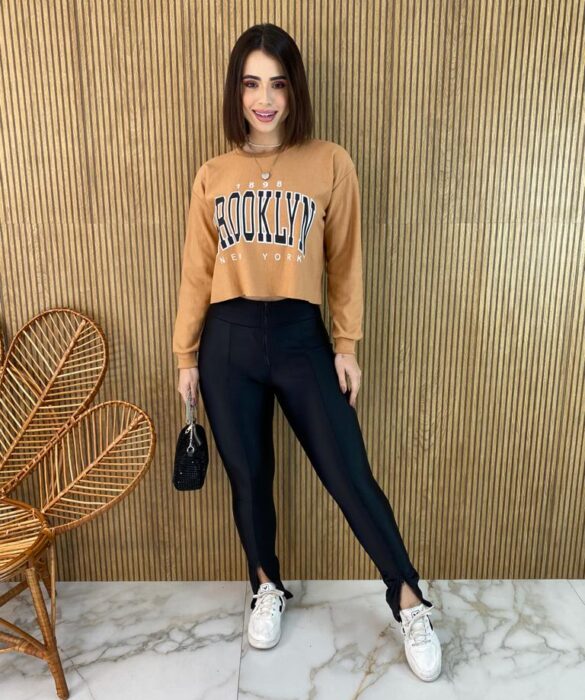 Cropped Feminino Manga Longa Moletom Brooklyn Marrom - Fernanda Ramos Store