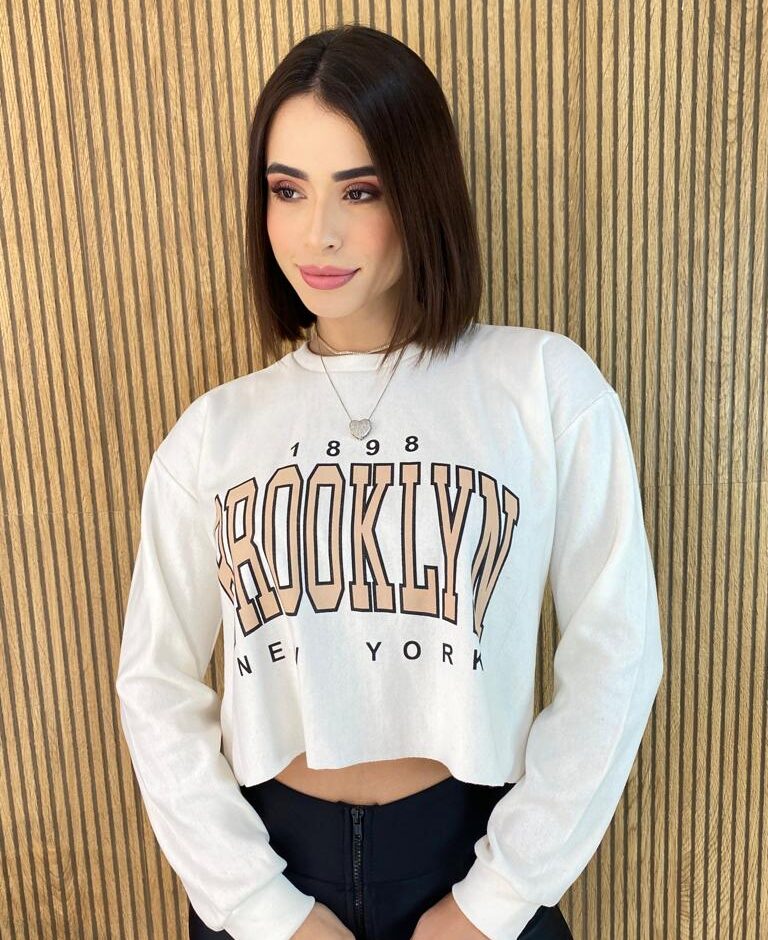 Cropped Feminino Manga Longa Moletom Brooklyn Off White - Fernanda Ramos Store