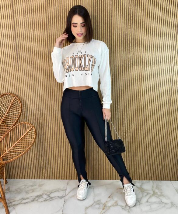 Cropped Feminino Manga Longa Moletom Brooklyn Off White - Fernanda Ramos Store